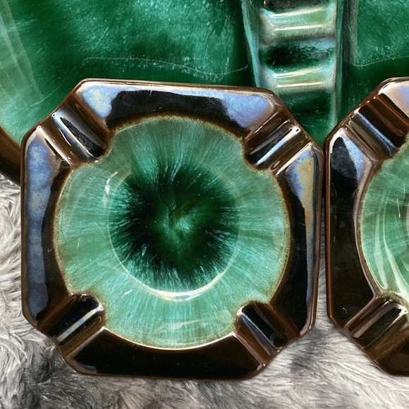 Rare and unique Green Blue Mountain  Ceramic Ashtrays set of 3 - Picture 13 of 16